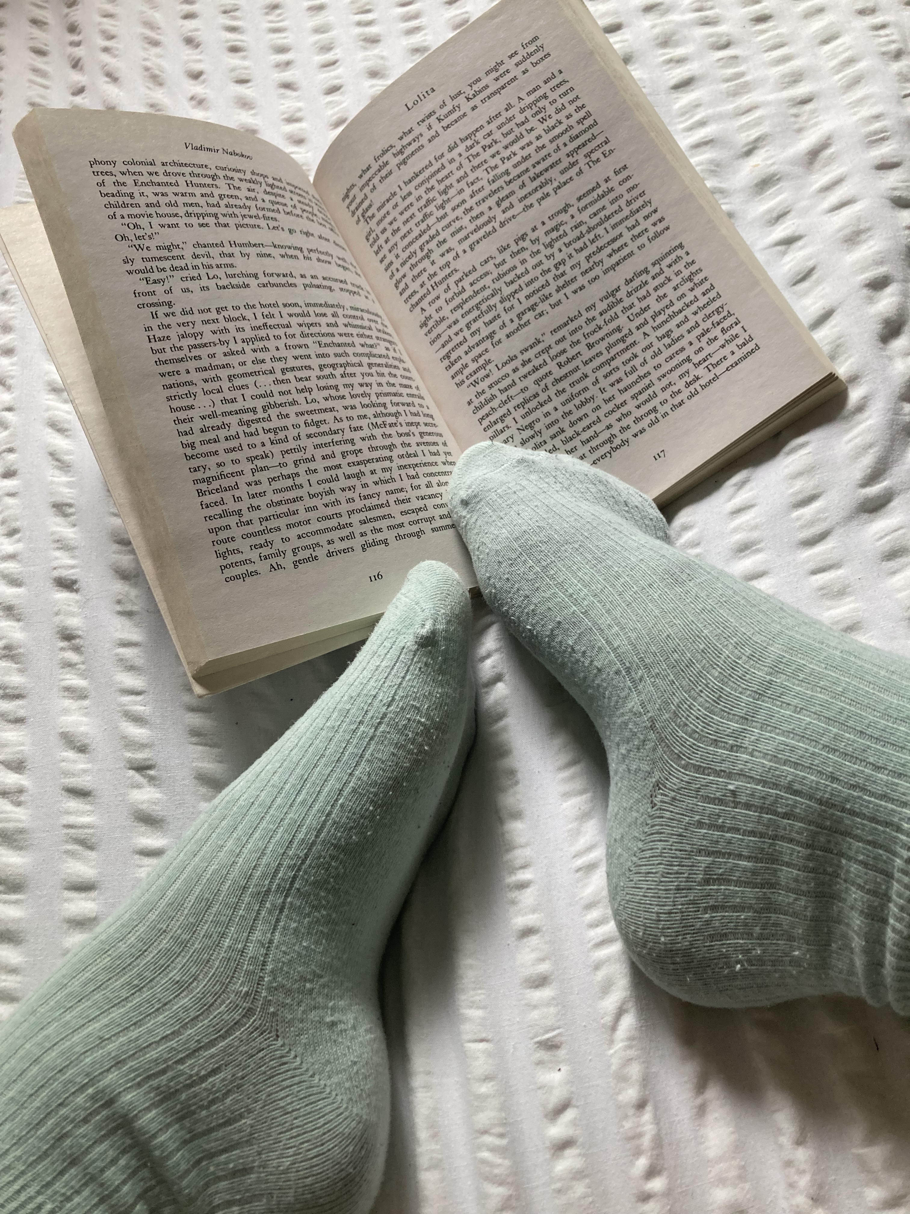Free Feet Pics - petitepieds