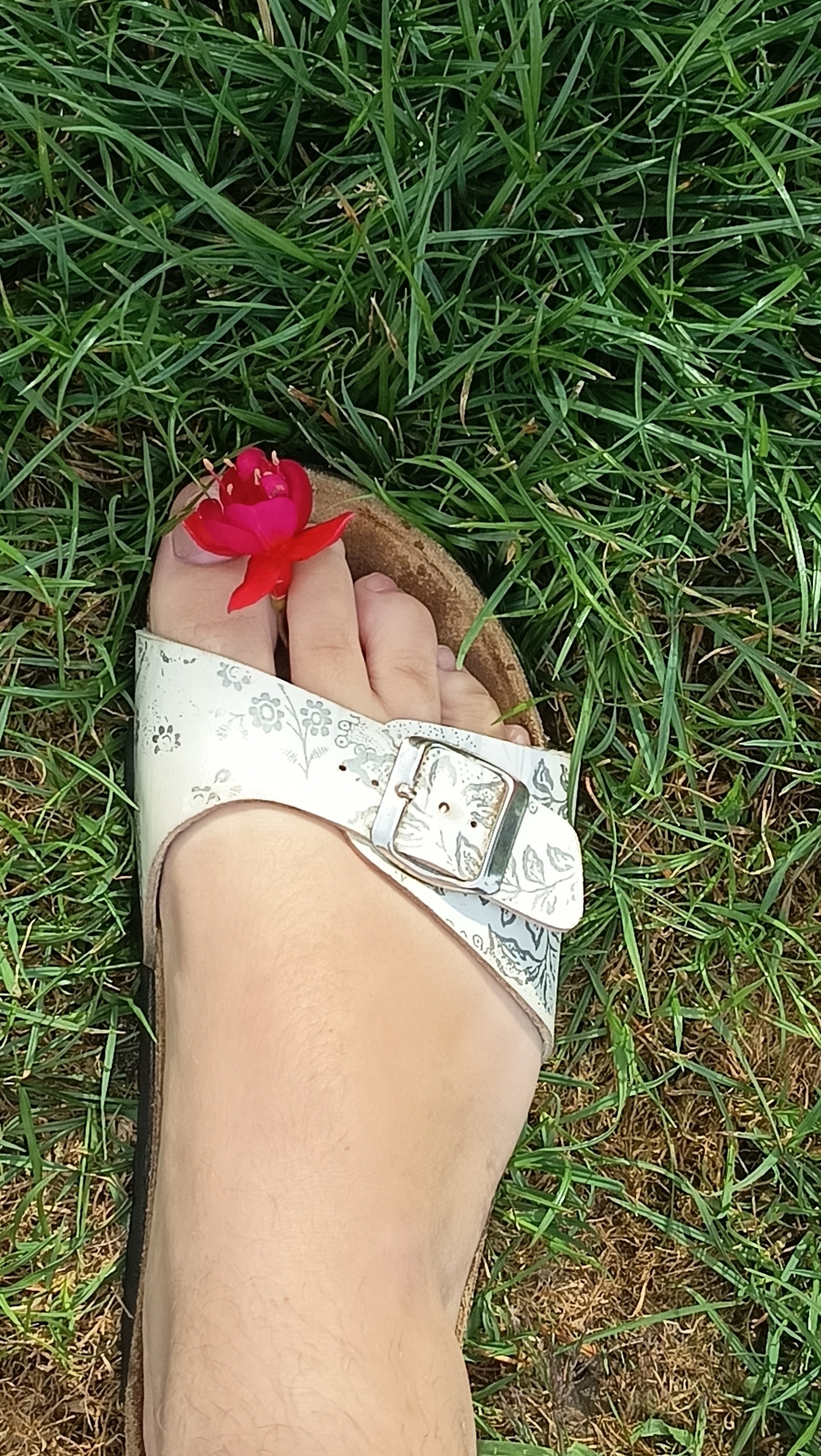 Free Feet Pics - Maymay
