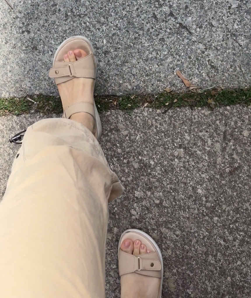 Free Feet Pics - MuseJulie