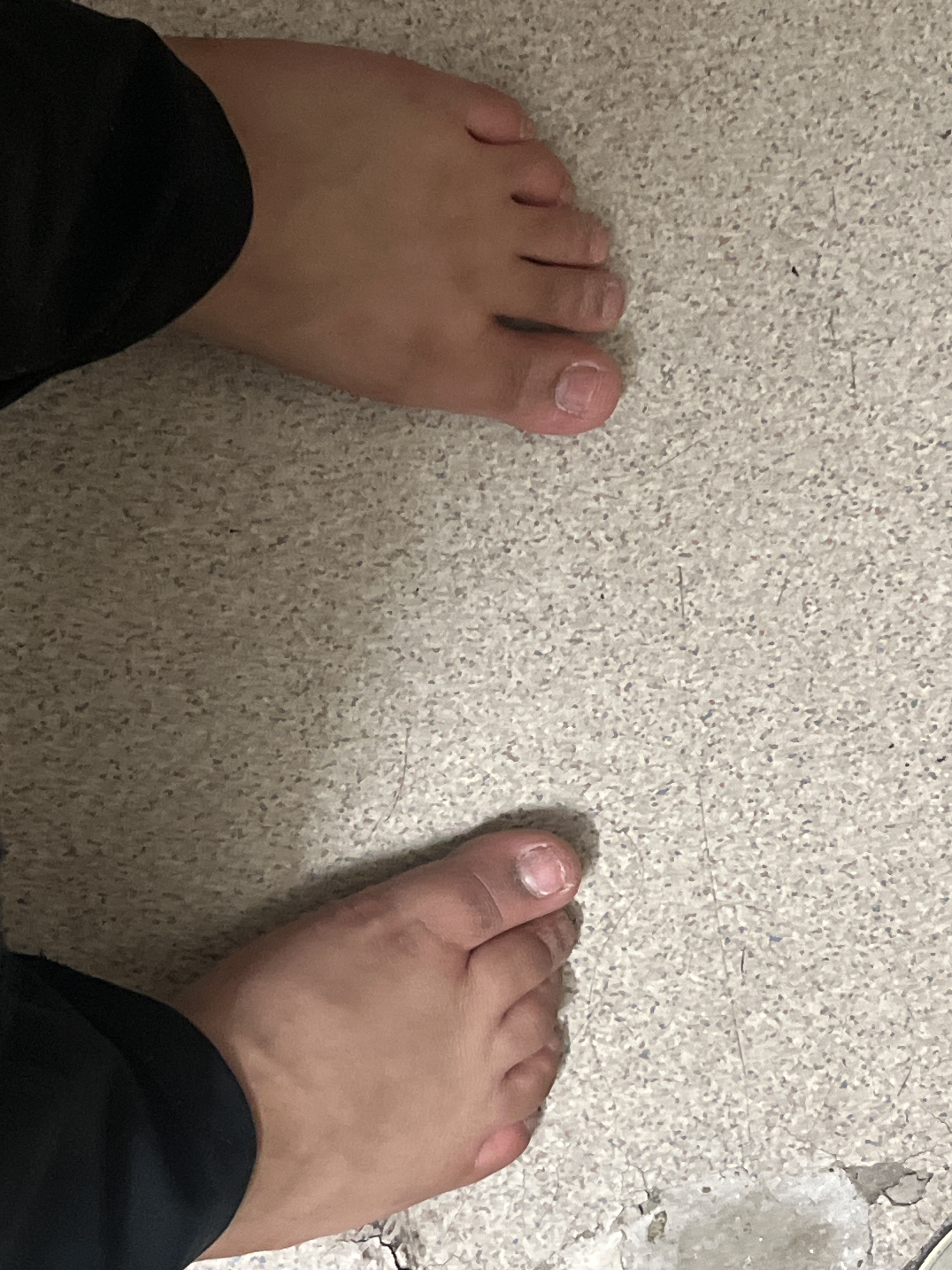 Free Feet Pics - Dazzi