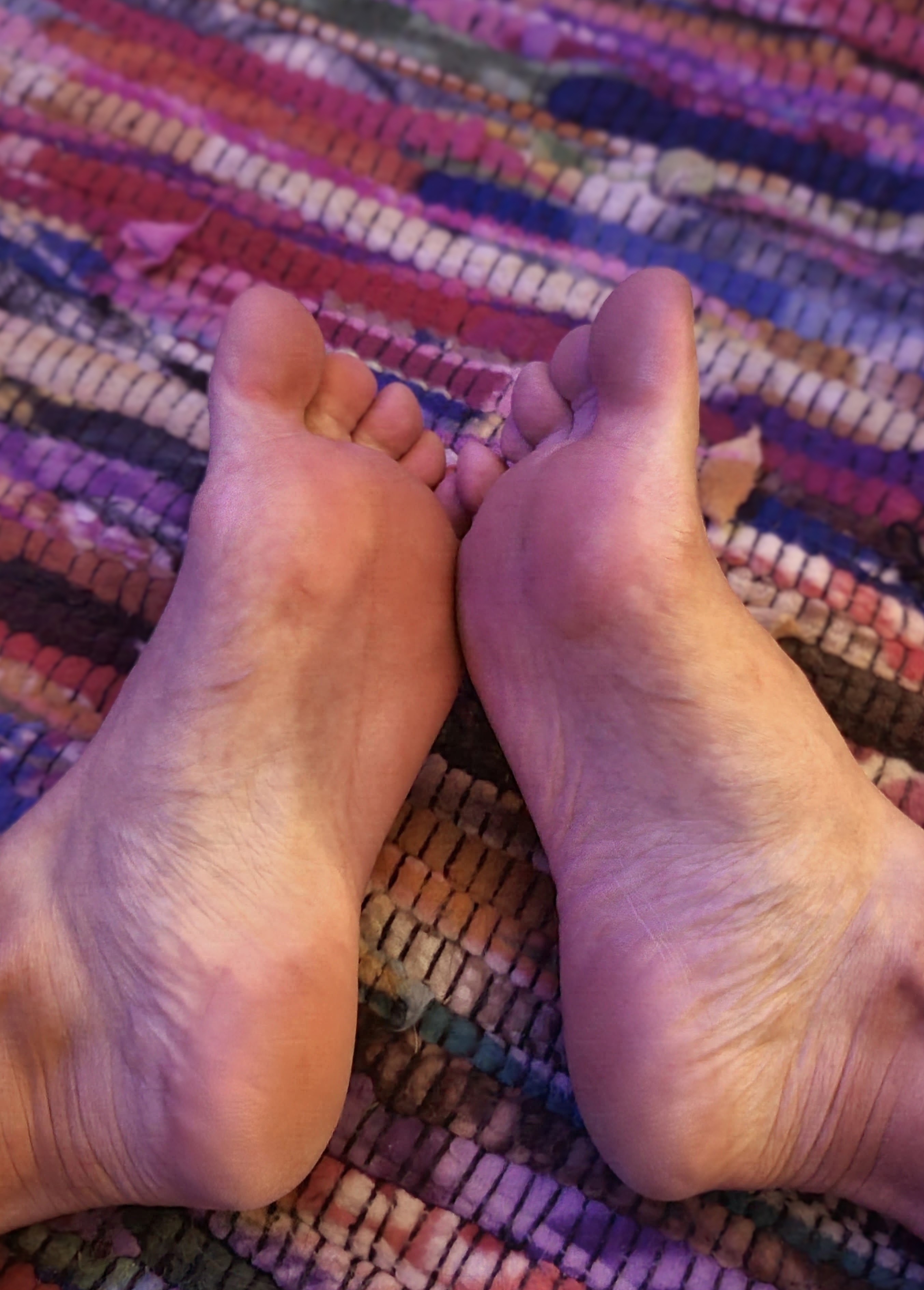 Free Feet Pics - roseytoesies