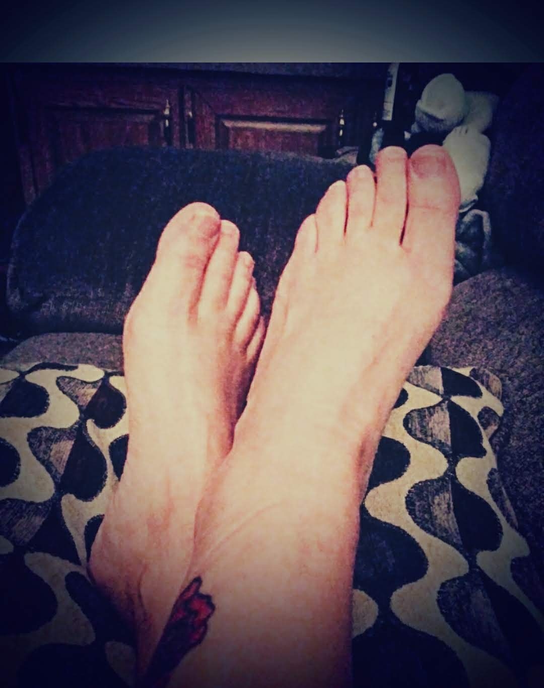 Photos de pieds gratuites - UniquePetiteMe