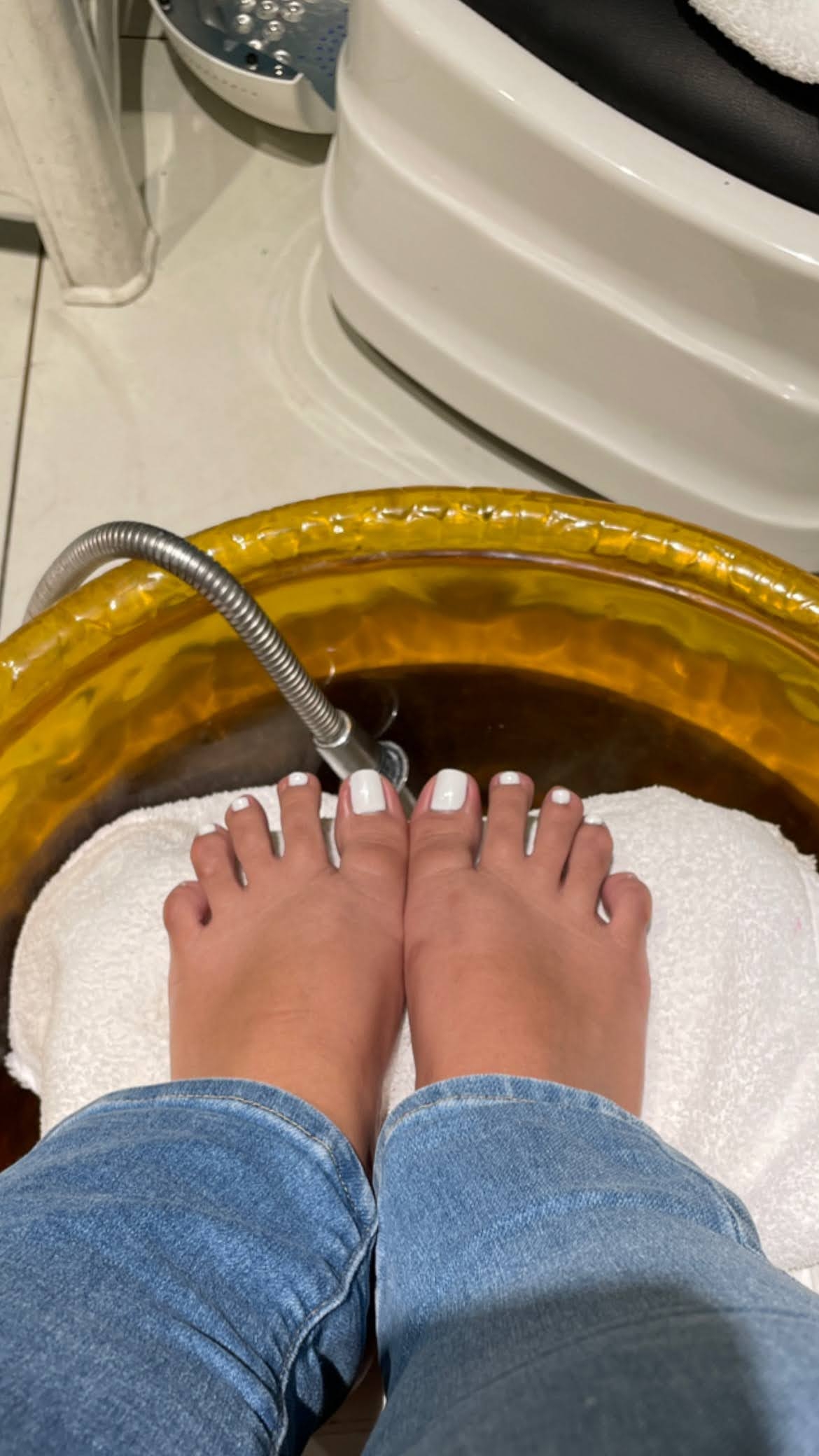Free Feet Pics - latinfeet