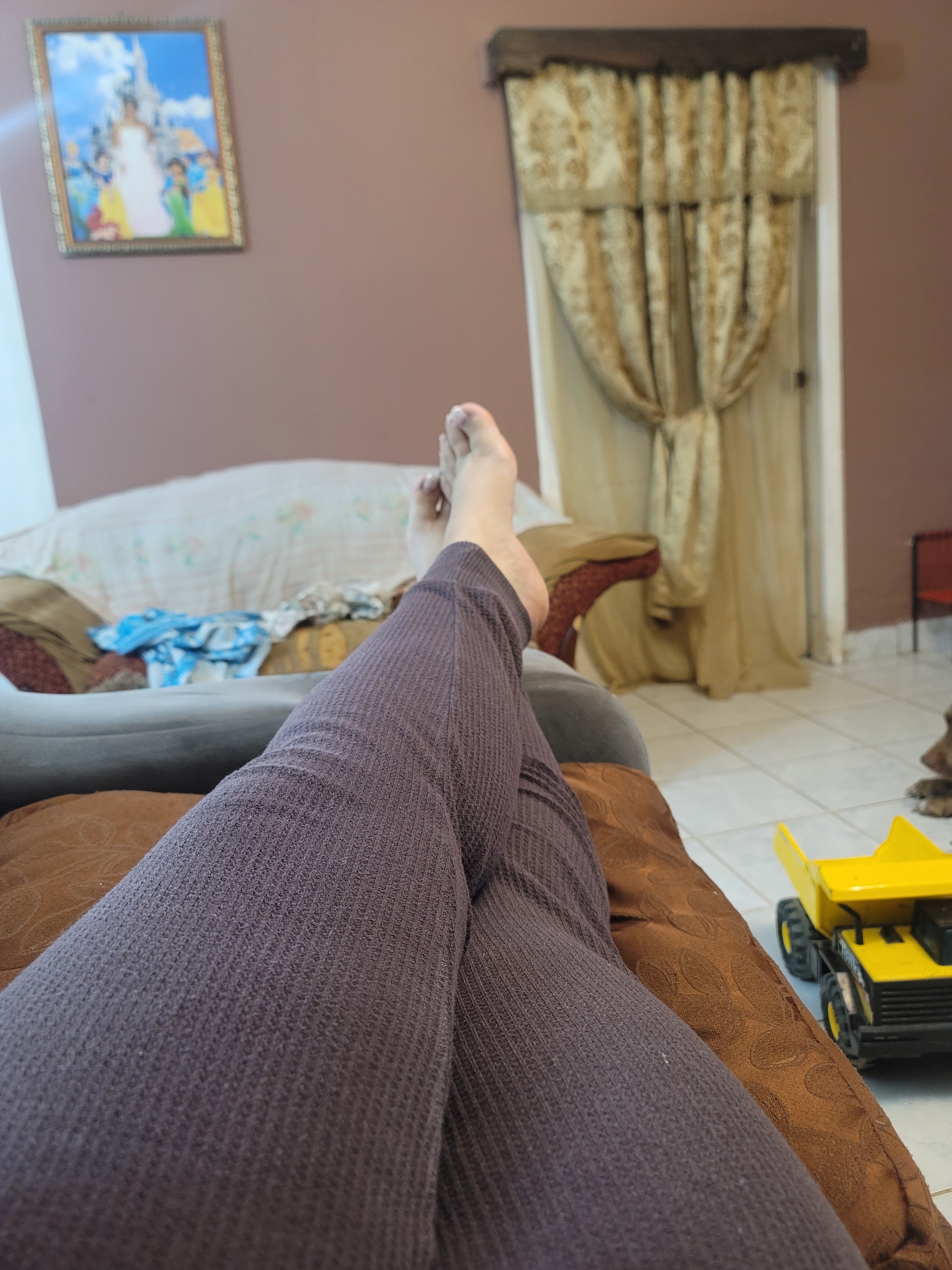 Free Feet Pics - Aiunii